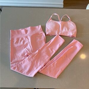 Pink Dfyne dynamic leggings and backless sports bra